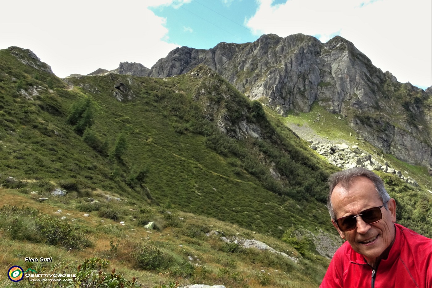 55 Salendo sul 161 al Passo di Salmurano.JPG